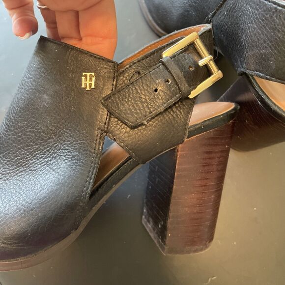 Tommy Hilfiger, Black Leather Block Heel, Open Toe Shoes, 8 1/2 - Picture 6 of 7